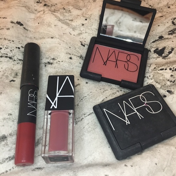 NARS Other - NARS makeup Bundle